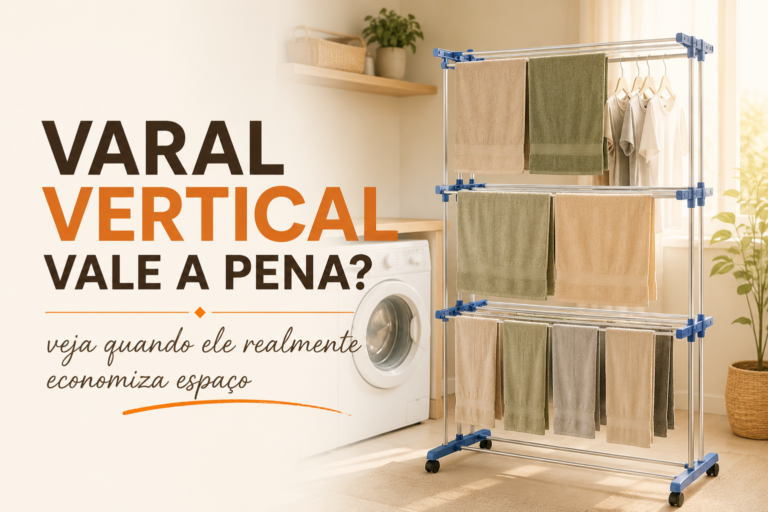 Varal vertical de três andares em lavanderia pequena